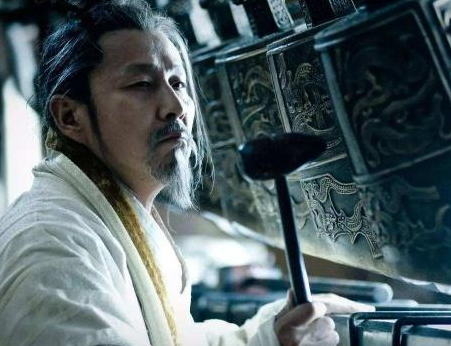 秦始皇为什么不诛杀功臣 秦始皇一点也不担心吗