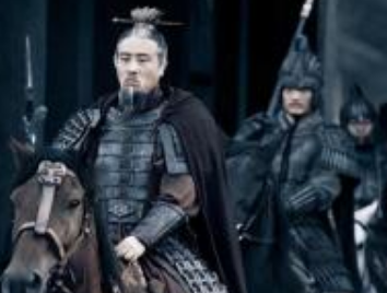 最早跟随刘备的张飞是什么地位？为何还不如魏延？