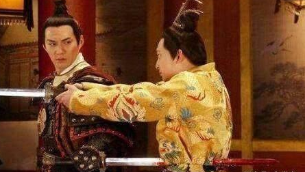 在对付自己兄弟子女的时候 李世民为何只杀光他们的儿子