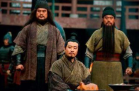 蜀中人才济济刘备为何派关羽守荆州？有谁能替关羽？