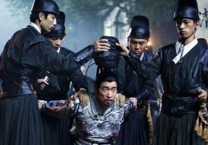 朱元璋杀蓝玉的是因为嚣张跋扈吗 其实这个人的死才是关键