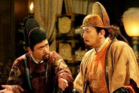 古代权力的“偏房陷阱”，皇帝越想独裁越容易陷入危险！