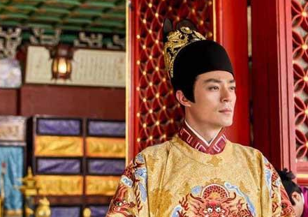 朱祁镇被俘于谦为什么要助郕王登基?不立朱祁镇长子为帝？