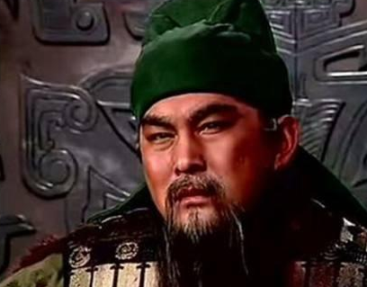 华雄的实力不弱于关羽 华雄为什么打不过关羽