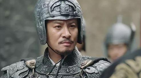 曹丕因为一些私人恩怨不考虑大局，手下将军被迫自杀