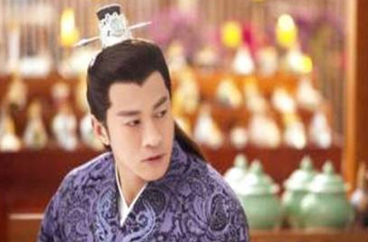 16岁的皇帝看上35岁的姑姑，最后结果怎么样？