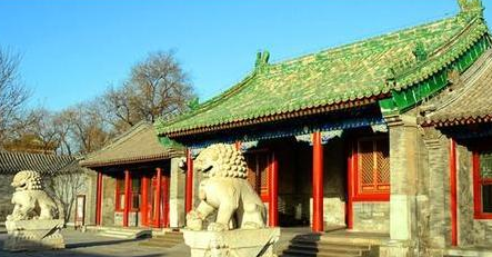 清朝王爷的爵位是怎么定的？他们的府邸在哪里？