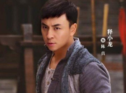 《大侠霍元甲》陈真出现在剧中哪一集 陈真的饰演者不是释小龙是真的吗