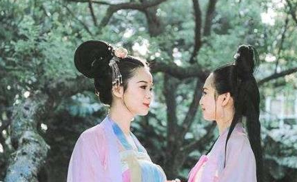 赵云长坂坡救了那么多的人 为何没有就刘备的两个女儿