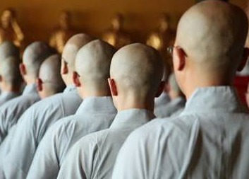 古时候出家当和尚需要具备哪些条件 其程度比现在要严格得多