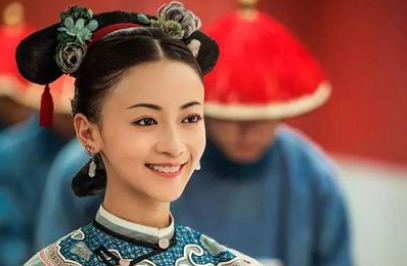 令妃生的两个女儿中，为什么得到的称号不一样？