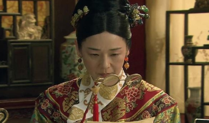 慈禧太后每天起床后要干两件事，让人大跌眼镜