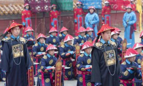 清朝的官服长什么样？九品官服有什么区别？