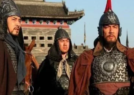 九门提督能保护皇帝安全又威胁到皇帝 古人为何不废除这个皇帝