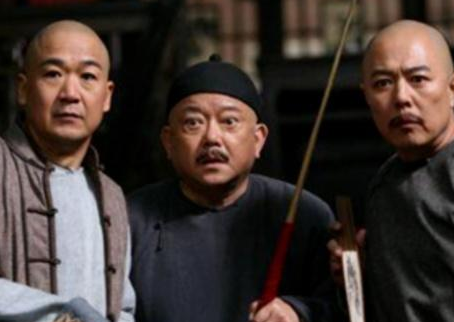 纪晓岚与和珅不是死党吗 纪晓岚为什么不救和珅