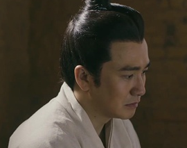 曹操为什么要让杨修死？他的死与自身的才华有什么关系？