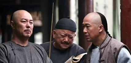 乾隆为何当了60年皇帝就退位?退位之后又到底在忙啥?