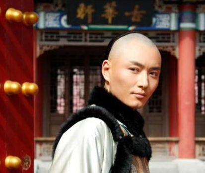 清朝王爷串门的时候为什么门卫要大声通报 其实道理很简单