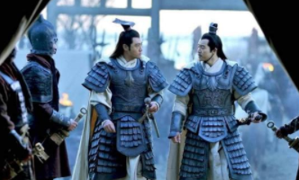 孙策为何不将权利直接给孙权？而是分给周瑜和张昭？