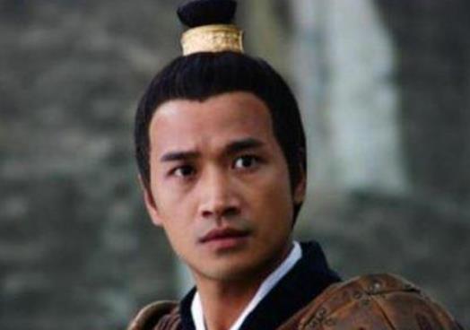 皇帝请大臣不给筷子，周亚夫为何会被怀疑？