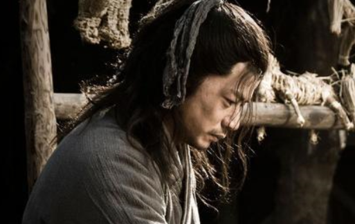 兵仙韩信是怎么逆袭的？他背后的贵人是谁？