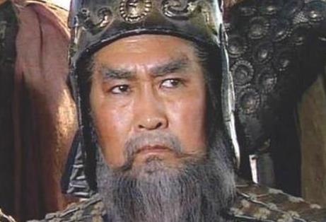 周瑜大战东吴，为什么跟黄盖合演了一场苦肉计？