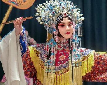 《鬓边不是海棠红》商细蕊和蒋梦萍之间有什么仇恨？