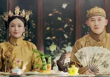 乾隆皇帝和富察皇后感情怎么样？玲珑色子安红豆，入骨相思知不知