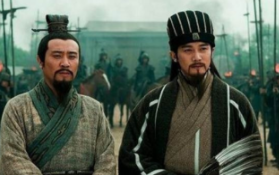 同为五虎将，为何黄忠和马超没得到刘备赐的宝剑呢？