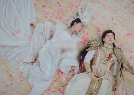 古代贵族女子为何要穿长裙 她们就不怕弄脏衣服吗