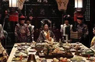 内务府的起源是什么？是怎样逐渐演变过来的