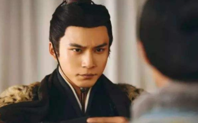 一介文人的谢安为何会被司马曜一直耿耿于怀呢？