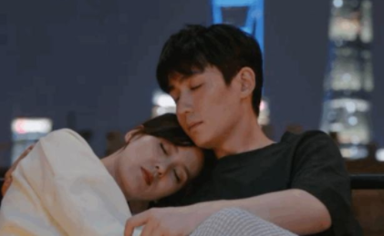 未播先火的电视剧《亲爱的自己》，为何播出后却不如人意？