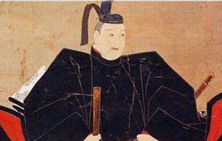 日本第一代天皇的来历有哪些传说？《史记》中如何记载？