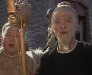 李猪儿从小就跟着安禄山，为什么最后亲手杀了他？