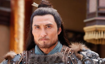 翟让把瓦岗首领的位置让给李密，背后啥原因？