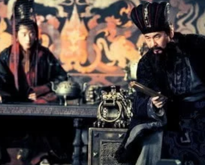 曹操&ldquo;挟天子以令诸侯&rdquo;后 这举动到底给曹操带来了什么好处