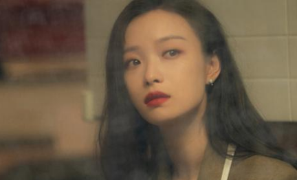 《流金岁月》物质且有自我价值观的女性角色，并不多见