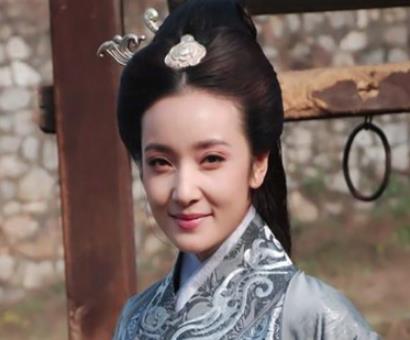 大臣拥戴私生女的儿子当皇帝，竟然成就一代伟业