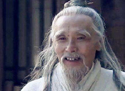 司马徽说，卧龙凤雏得一人可安天下 不过他隐瞒了刘备下半句