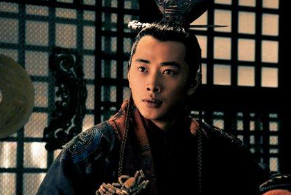 汉献帝和刘备到底是什么关系？刘皇叔的称呼是怎么来的？