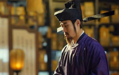 欧阳修担任科举主考官，传说苏轼未能夺魁是因为曾巩？