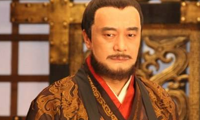 贾诩为什仫会越来越受人追捧?他不是被人瞧不起吗