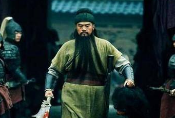 武圣关羽年少为什么会被流放？他的身世是什么