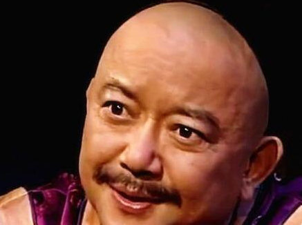 和珅去赈灾的时候 为什么要在粥里面掺进沙子