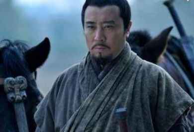 马超归降刘备后，为什么会差点被张飞关羽杀掉？