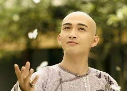 纳兰性德是什么人？康熙欣赏他，却又防备他