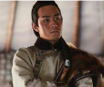 成吉思汗为什么要让他的两个儿子一个掌政一个掌兵？