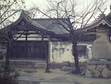 古代有宁宿荒坟,不宿古庙的说法 古人这么说有没有道理