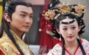 朱元璋的儿子儿媳犯错的话，朱元璋会心慈手软吗？